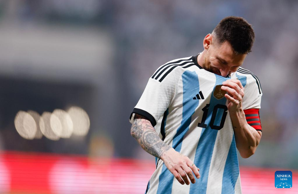 Messi scores as Argentina beat Australia at Beijing Workers' Stadium