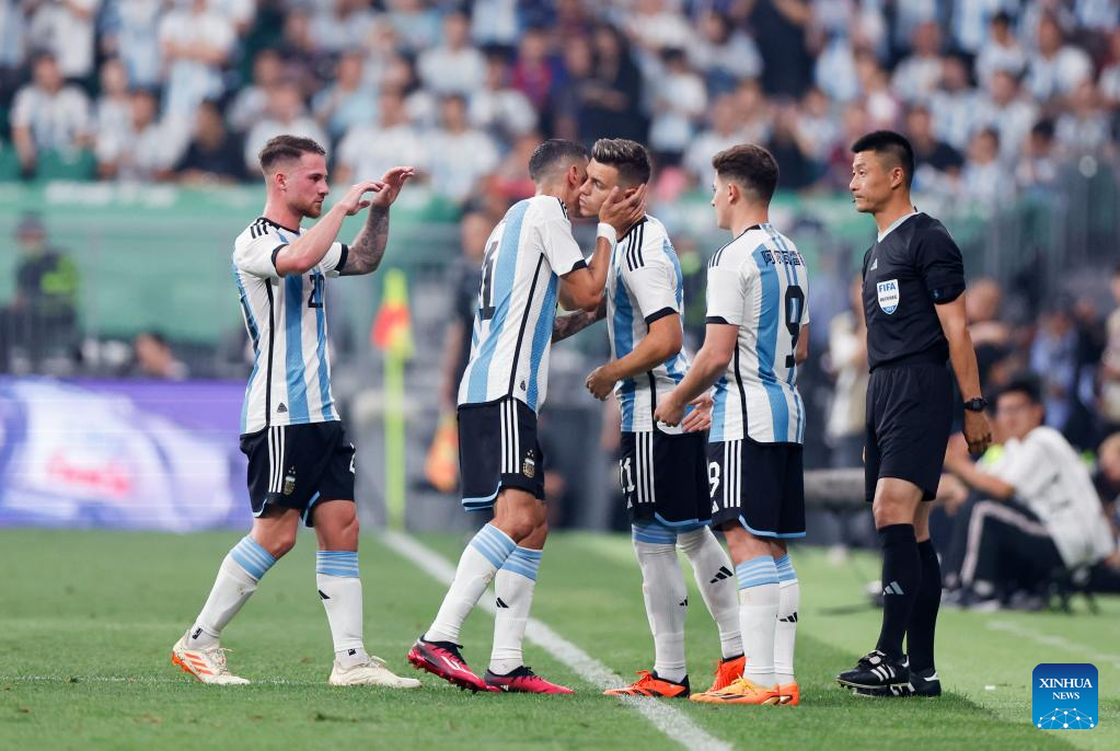 Messi scores as Argentina beat Australia at Beijing Workers' Stadium