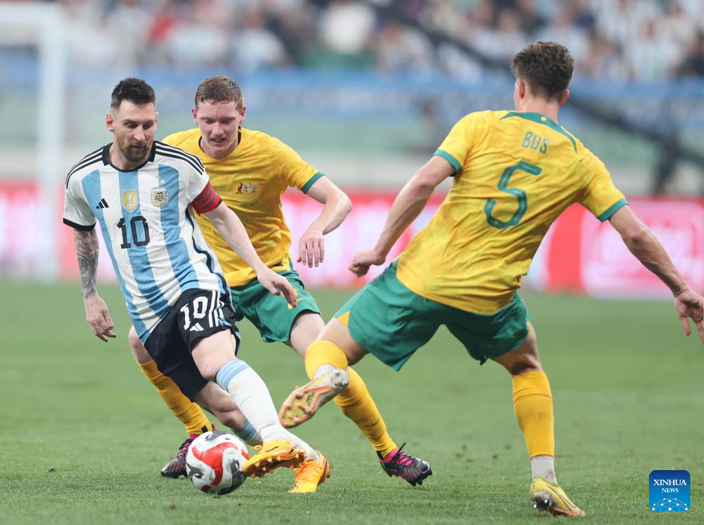 Messi scores as Argentina beat Australia at Beijing Workers' Stadium
