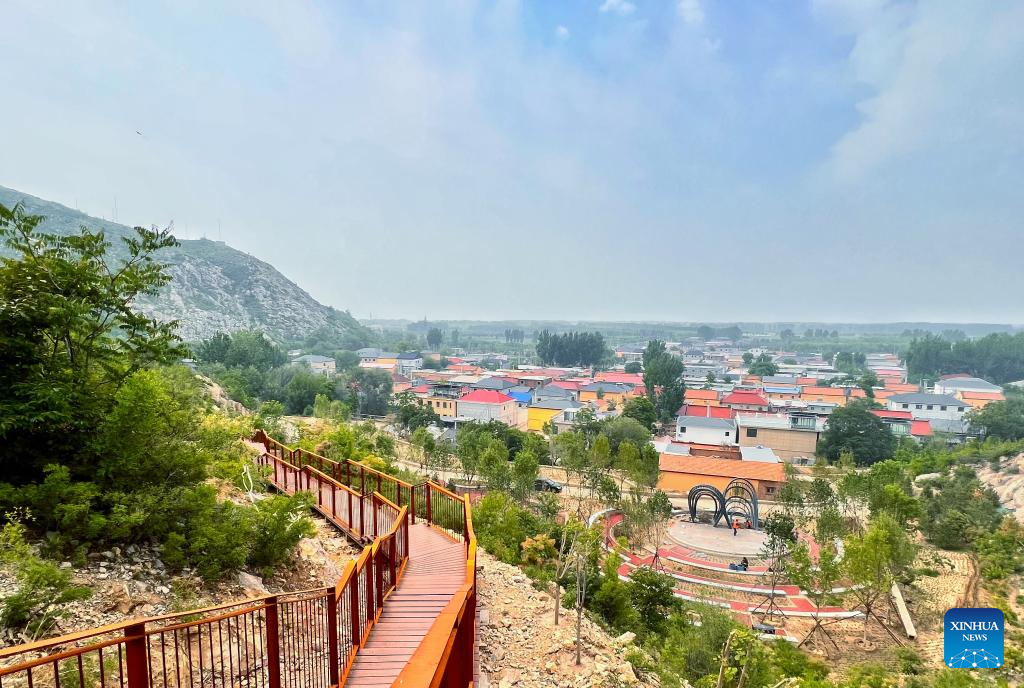 Former quarry's green revolution in suburban Beijing