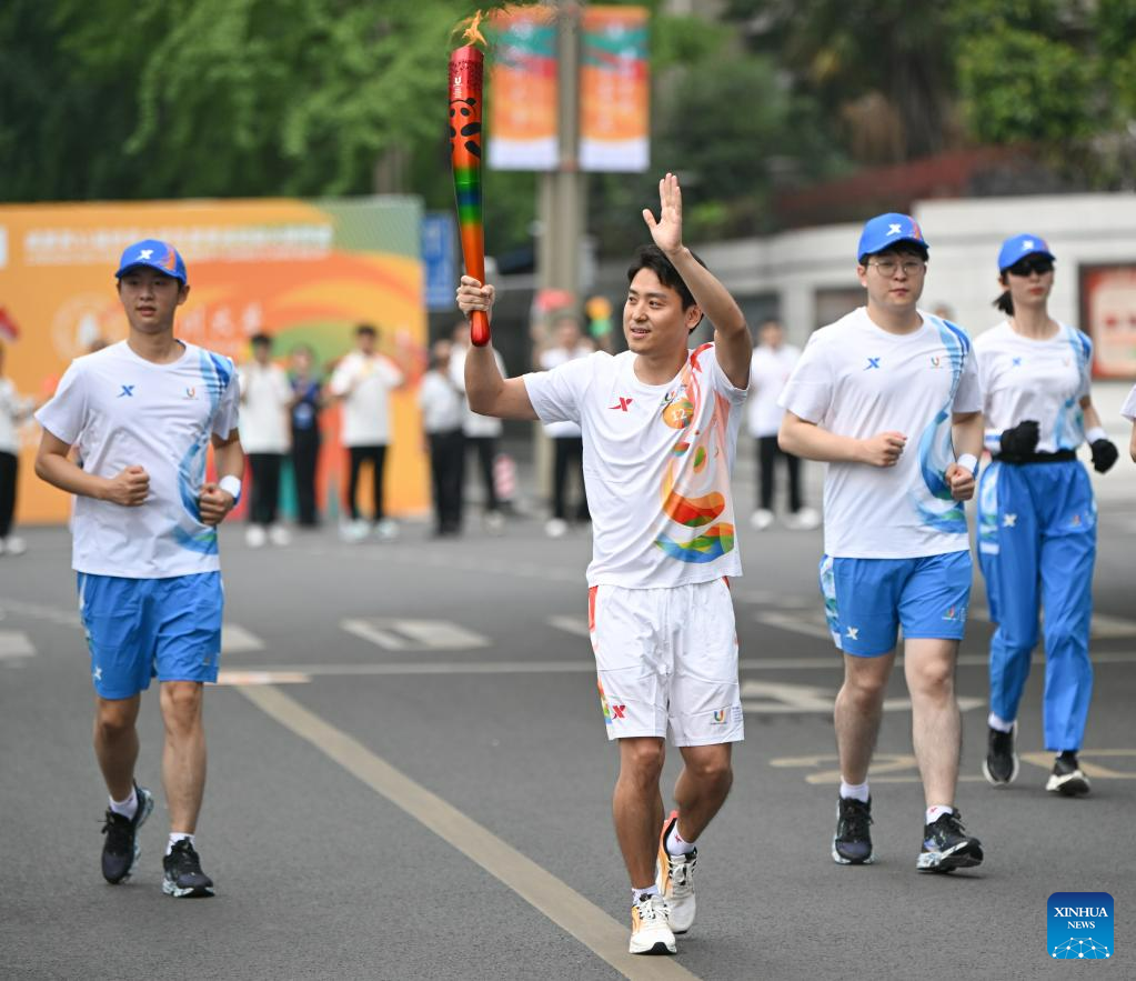 Chengdu Universiade torch relay held at Sichuan University
