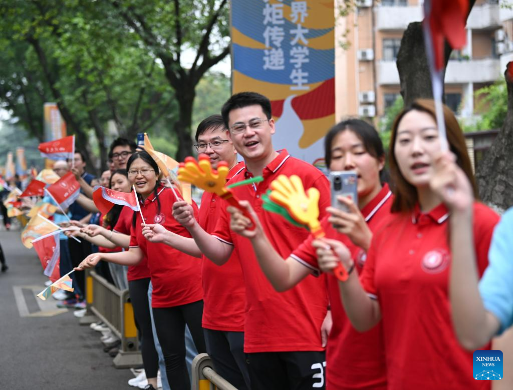 Chengdu Universiade torch relay held at Sichuan University