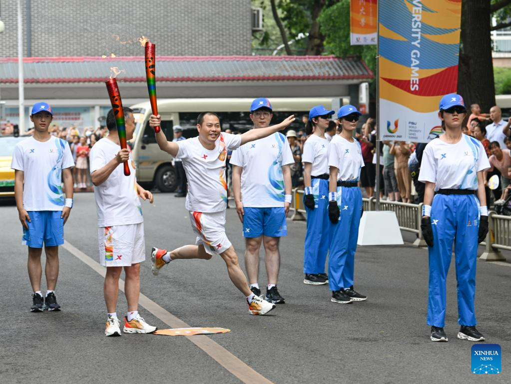 Chengdu Universiade torch relay held at Sichuan University