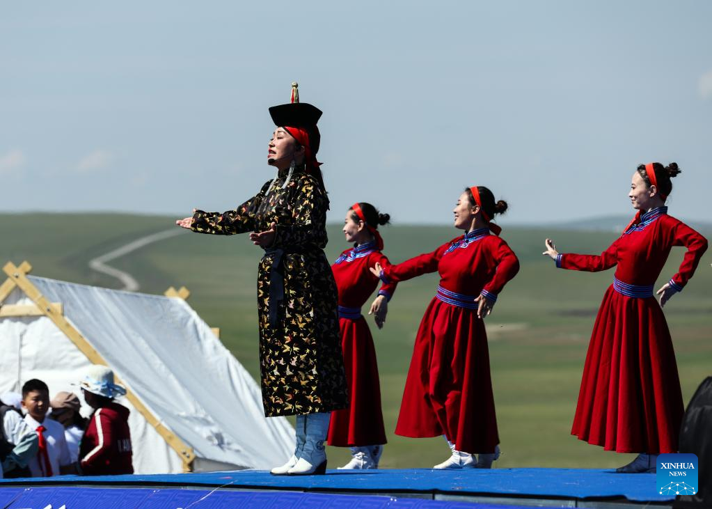 Hulun Buir grassland culture and tourism festival kicks off