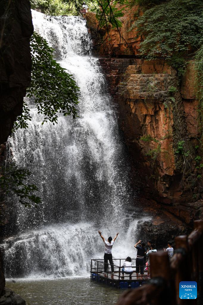 City in Henan takes advantages of historical, ecological resources to promote local tourism