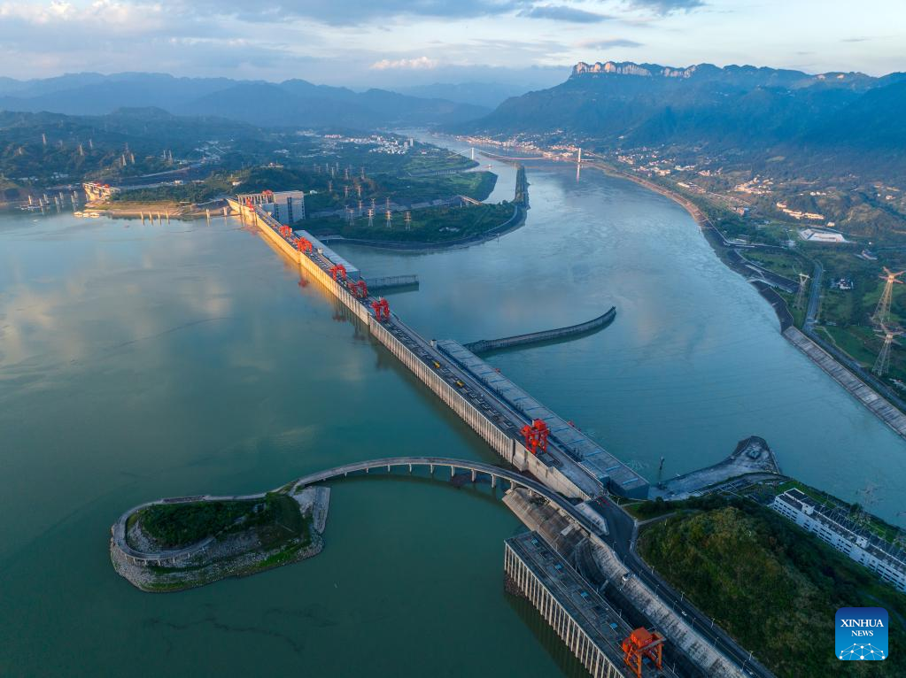 Three Gorges hydropower station generates over 1.6 trln kWh of electricity in 20 years