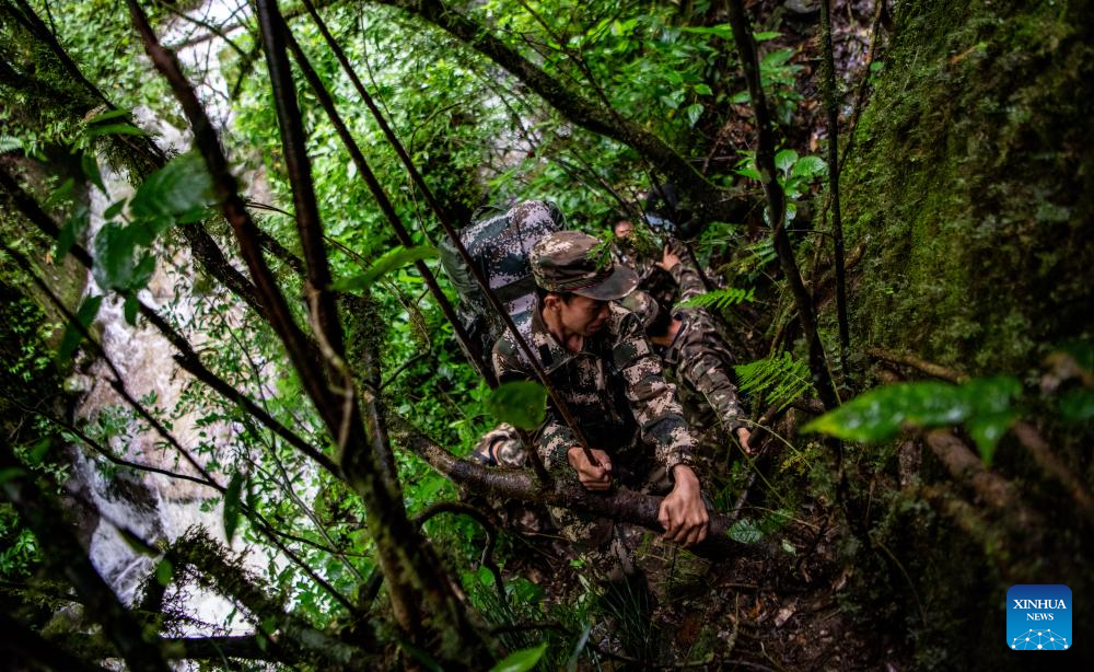 Pic story: Gaoligongshan national nature reserve ranger in SW China