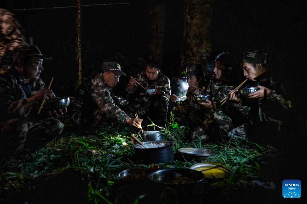 Pic story: Gaoligongshan national nature reserve ranger in SW China