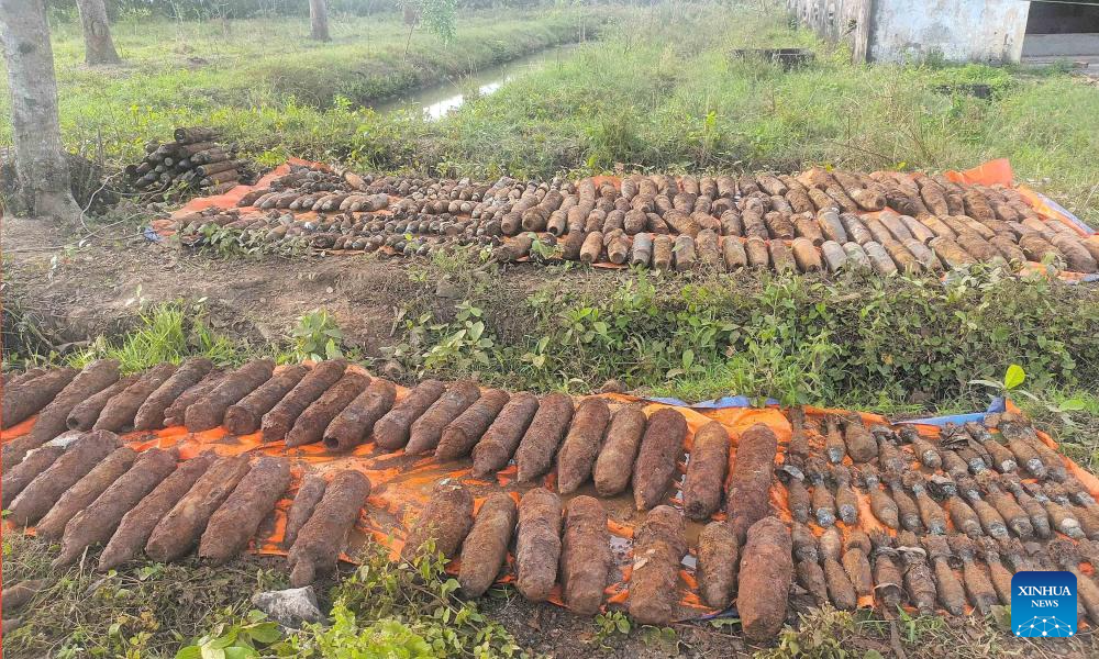 Feature: Lingering war ghosts continue to haunt Vietnamese due to U.S. cluster bombs