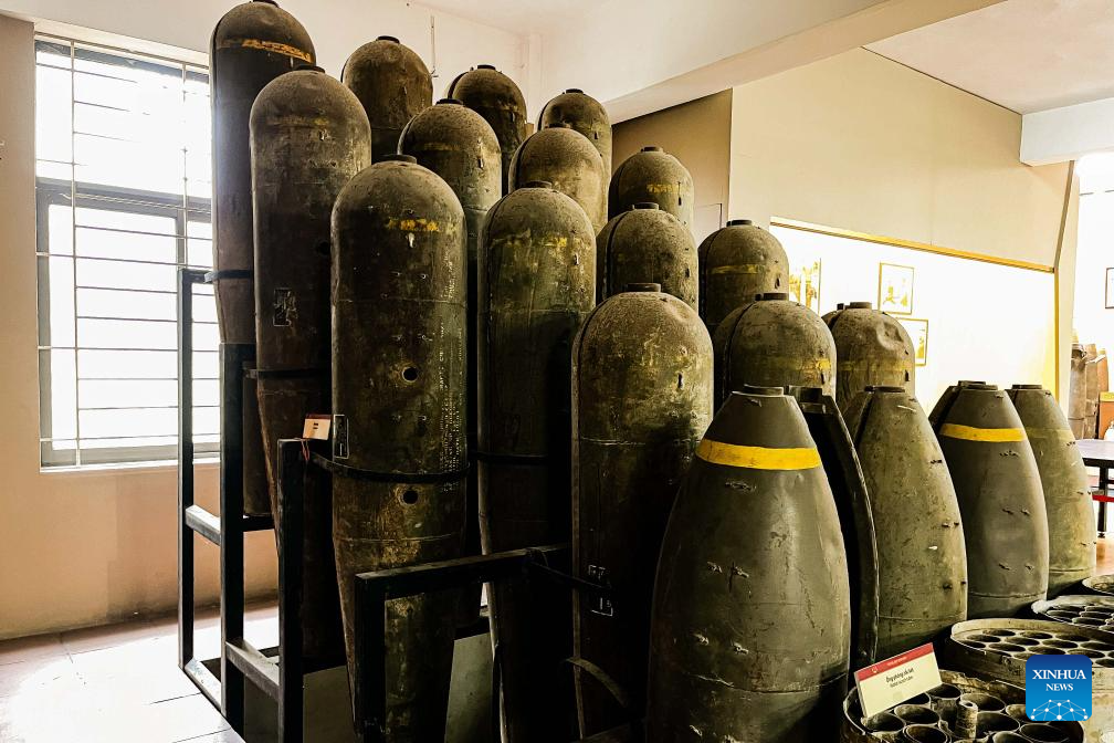 Feature: Lingering war ghosts continue to haunt Vietnamese due to U.S. cluster bombs