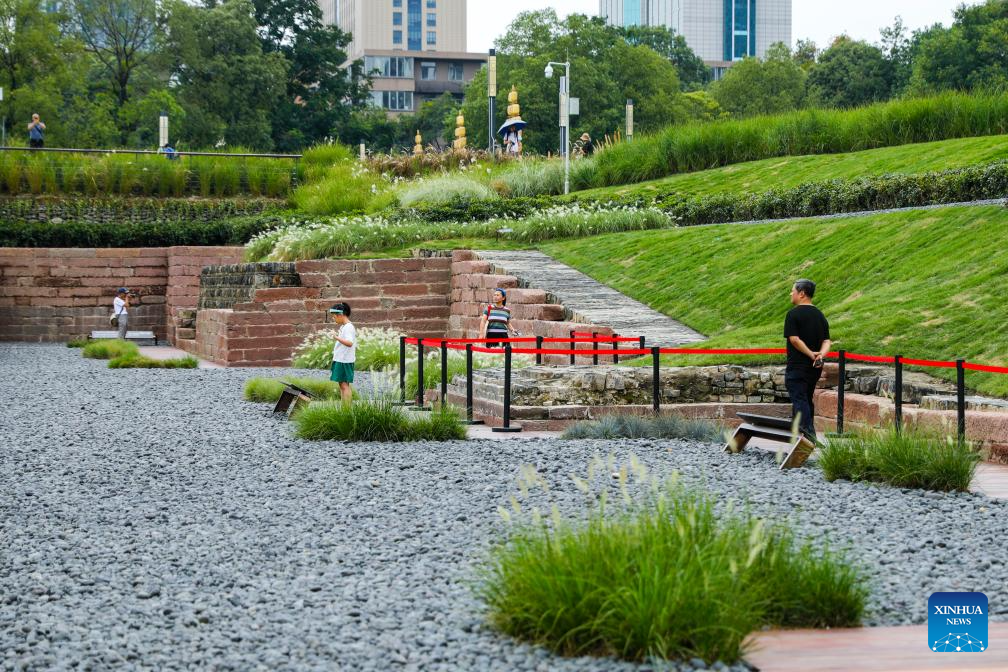 Outdoor historical relics park opens new area to public in Chengdu