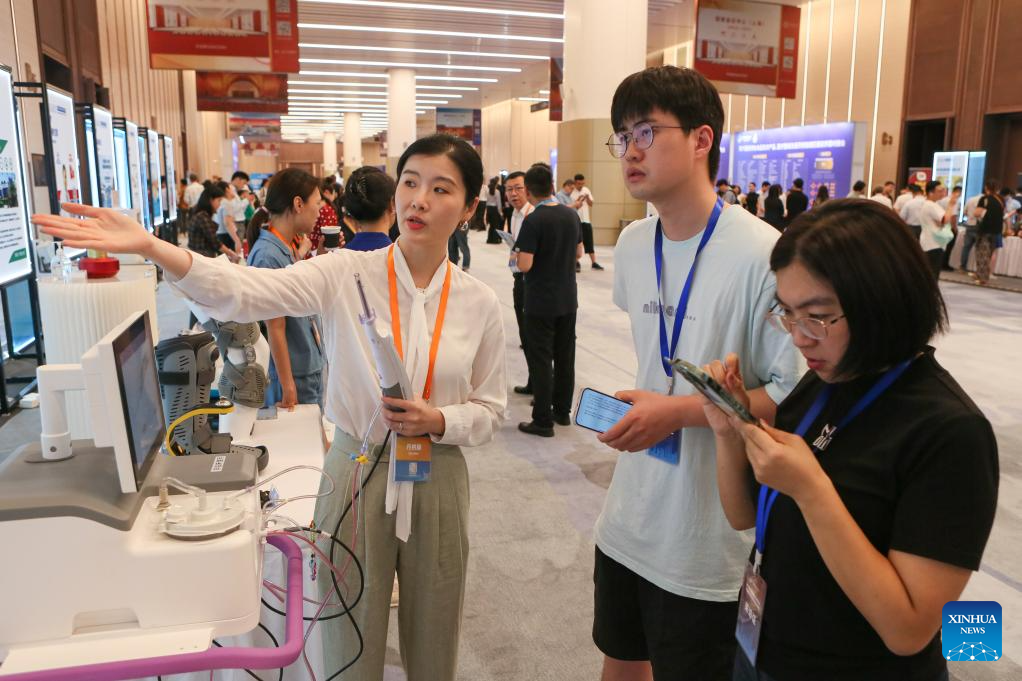 In pics: 100-day countdown to CIIE
