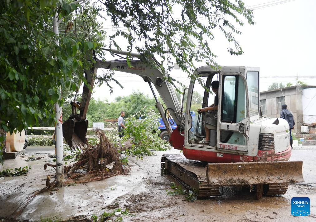 Rescue underway in flood-hit districts of Beijing