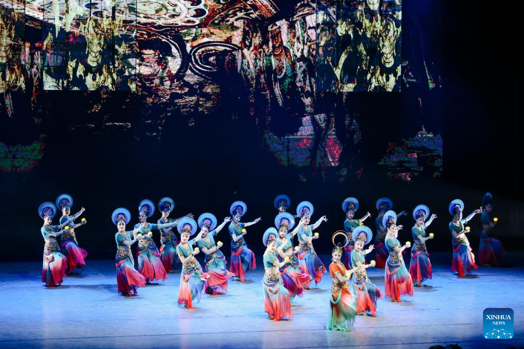 Dance drama presented during 6th China Xinjiang In'l Dance Festival