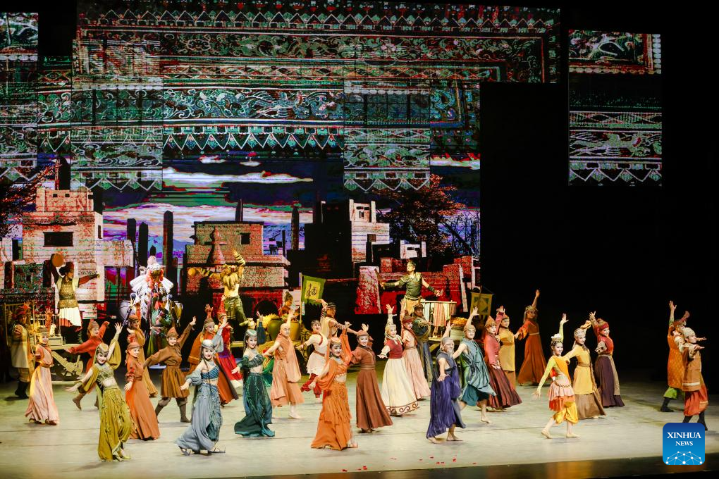 Dance drama presented during 6th China Xinjiang In'l Dance Festival