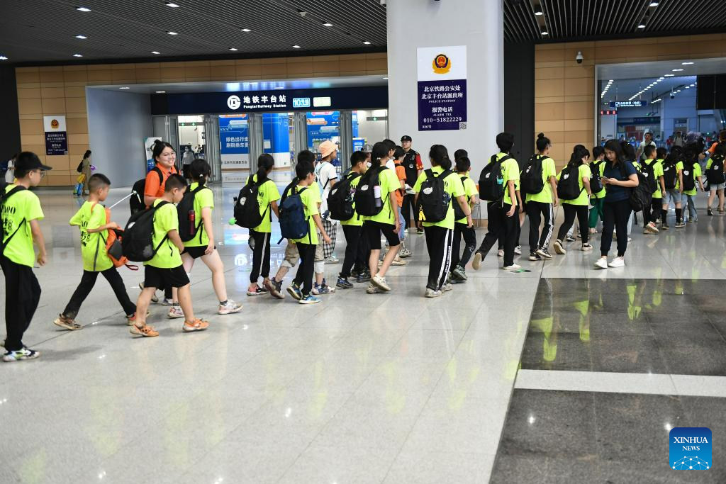 Trapped passengers in Mentougou District of Beijing safely transferred