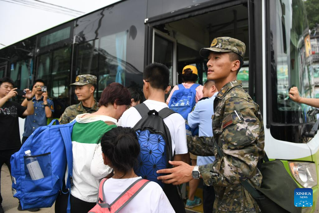 Trapped passengers in Mentougou District of Beijing safely transferred