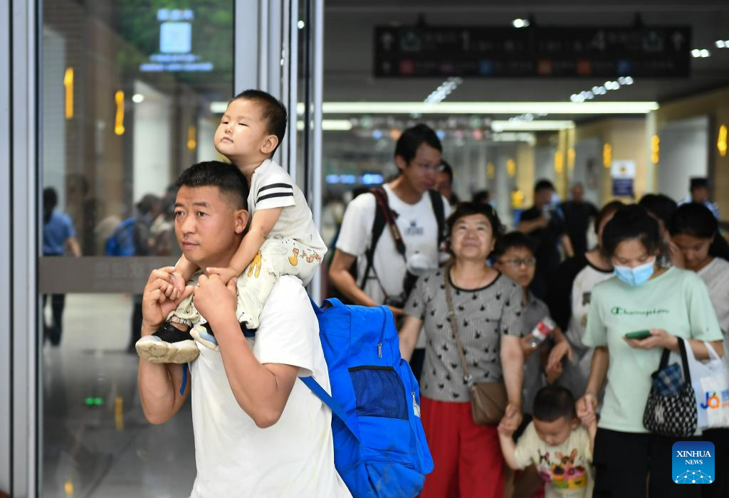 Trapped passengers in Mentougou District of Beijing safely transferred