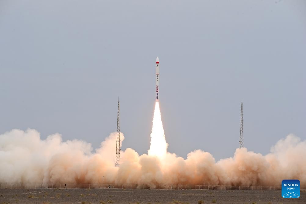 China's commercial CERES-1 Y7 rocket launches 7 satellites