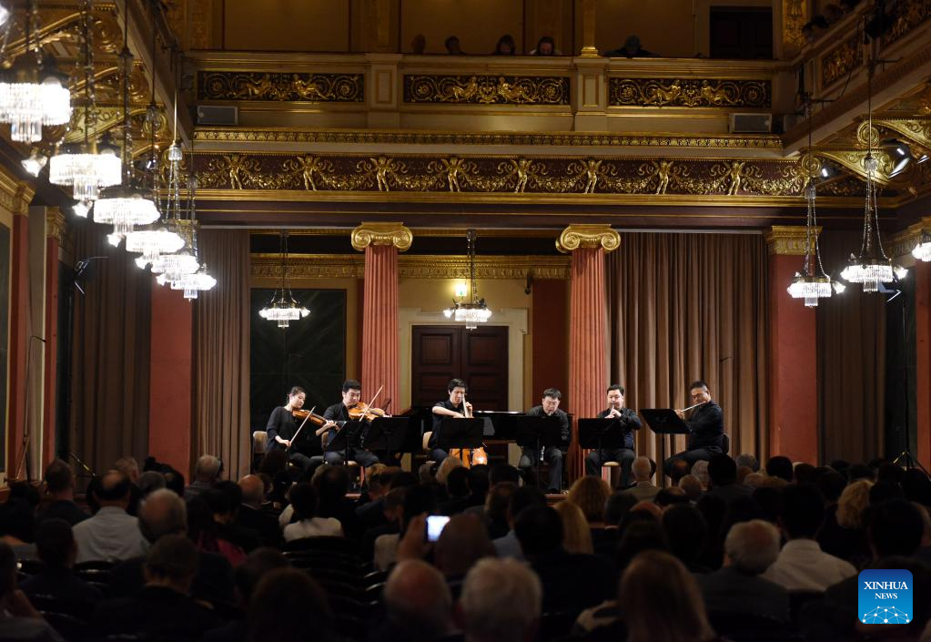 Chinese musicians perform in Vienna, Austria