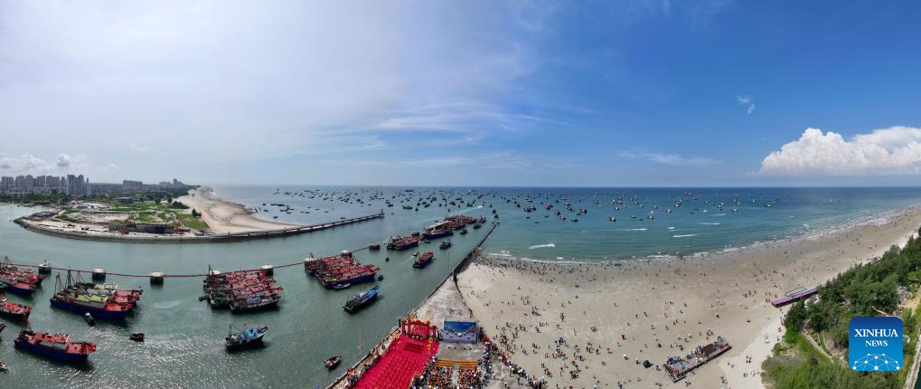 Fishing season of South China Sea starts in different areas across China