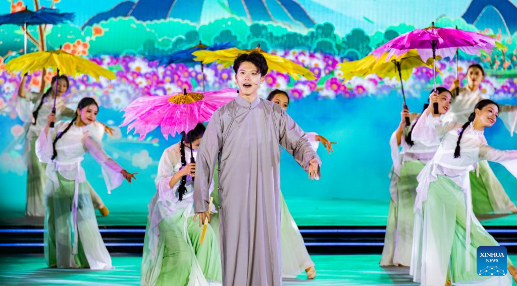 In pics: opening ceremony of traditional Lhasa Shoton Festival