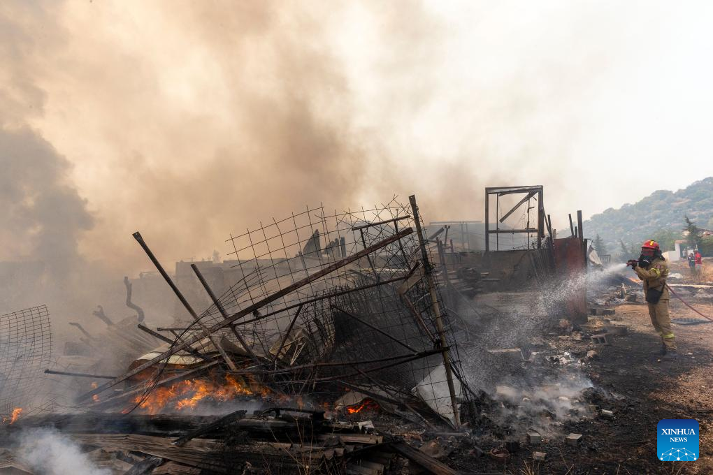 Wildfires threaten Greece's UNESCO World Heritage monastery