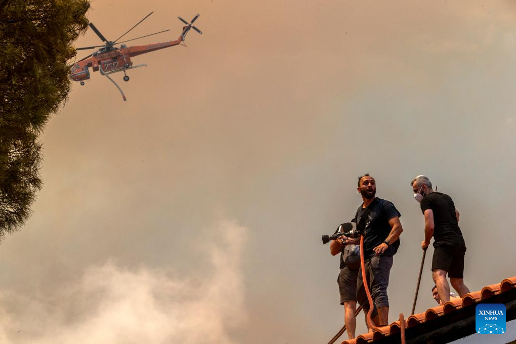 Wildfires threaten Greece's UNESCO World Heritage monastery