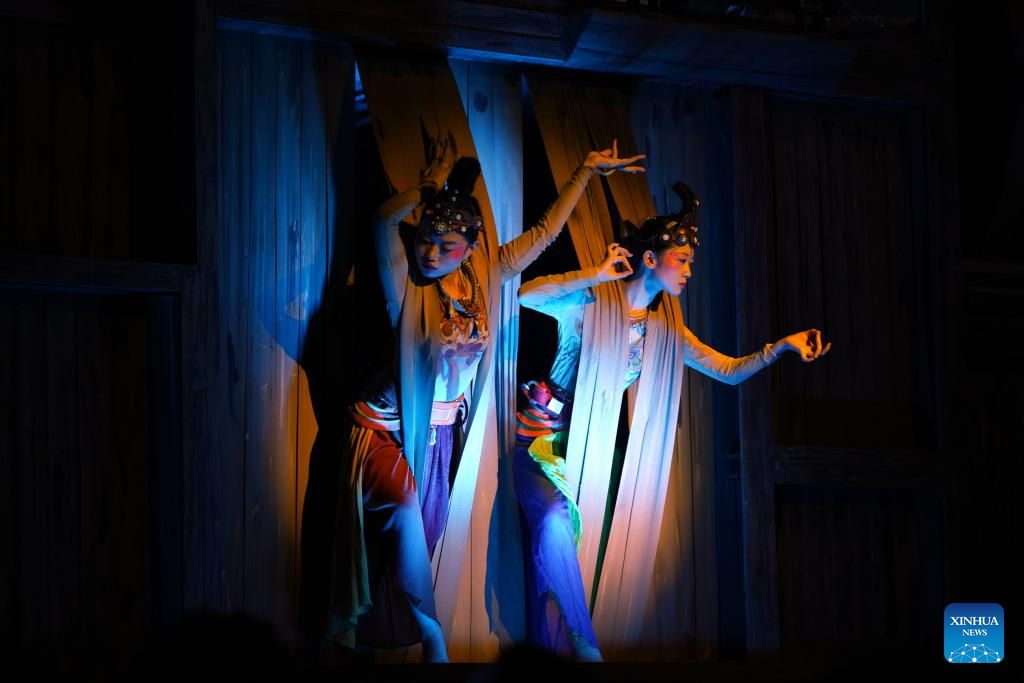 Cultural plays reflecting history and culture of Dunhuang held in Gansu, NW China
