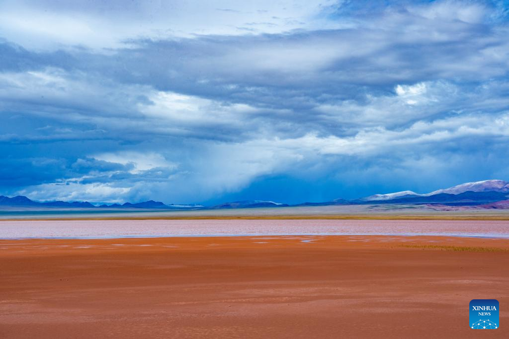 Lake scenery in SW China's Tibet
