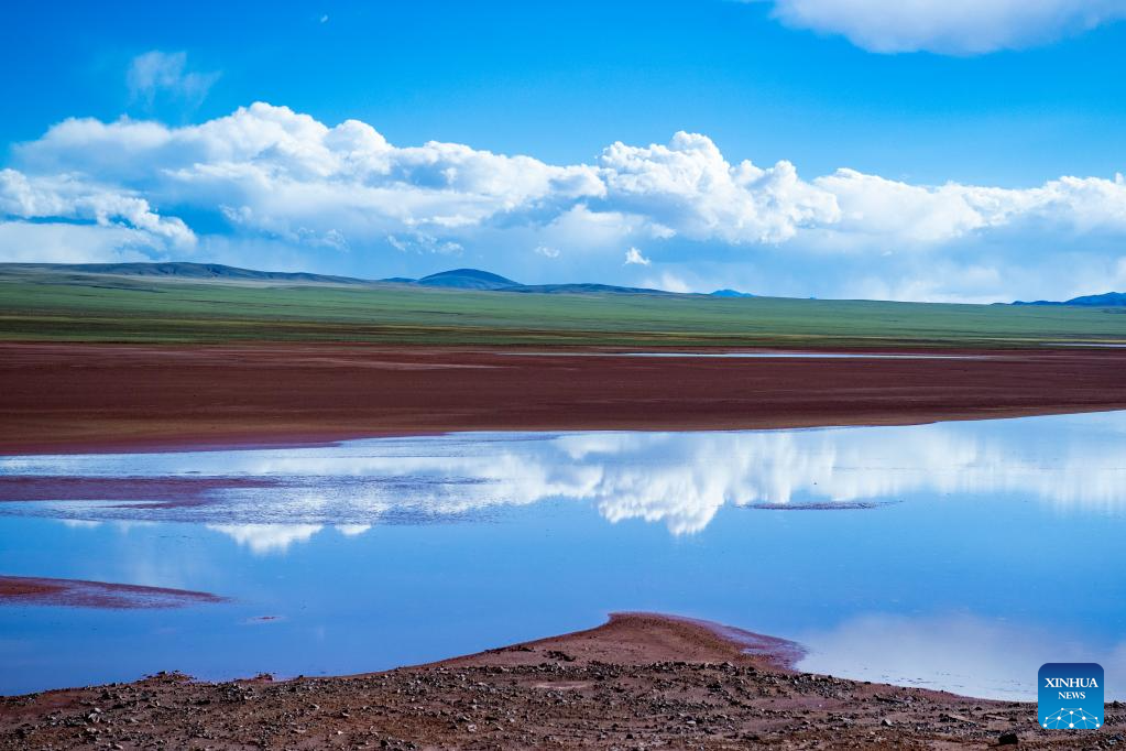 Lake scenery in SW China's Tibet