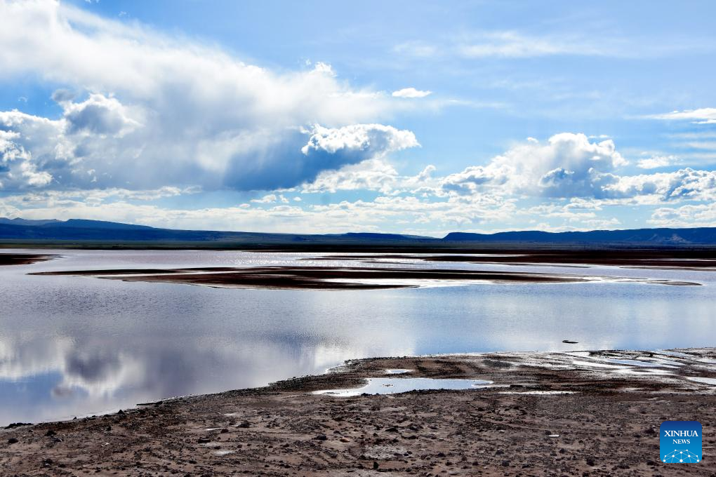 Lake scenery in SW China's Tibet
