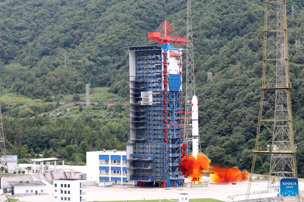 China launches new remote sensing satellite group
