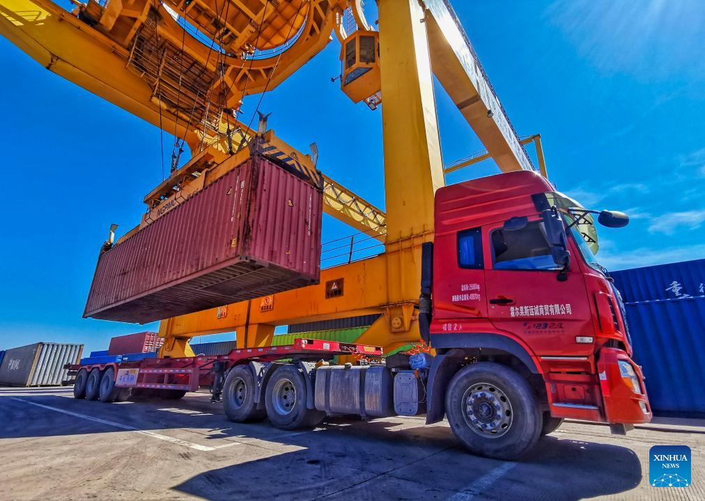 Xinjiang's Horgos Port witnesses increasing number of China-Europe freight trains