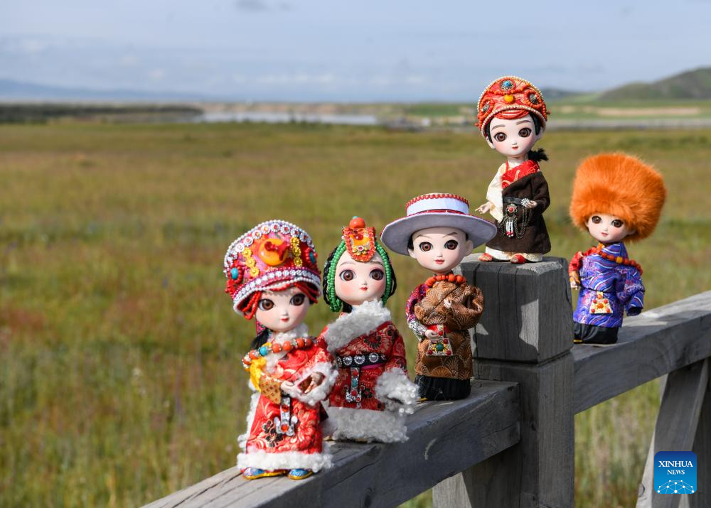 Handmade dolls bring fortunes to local residents in SW China's county