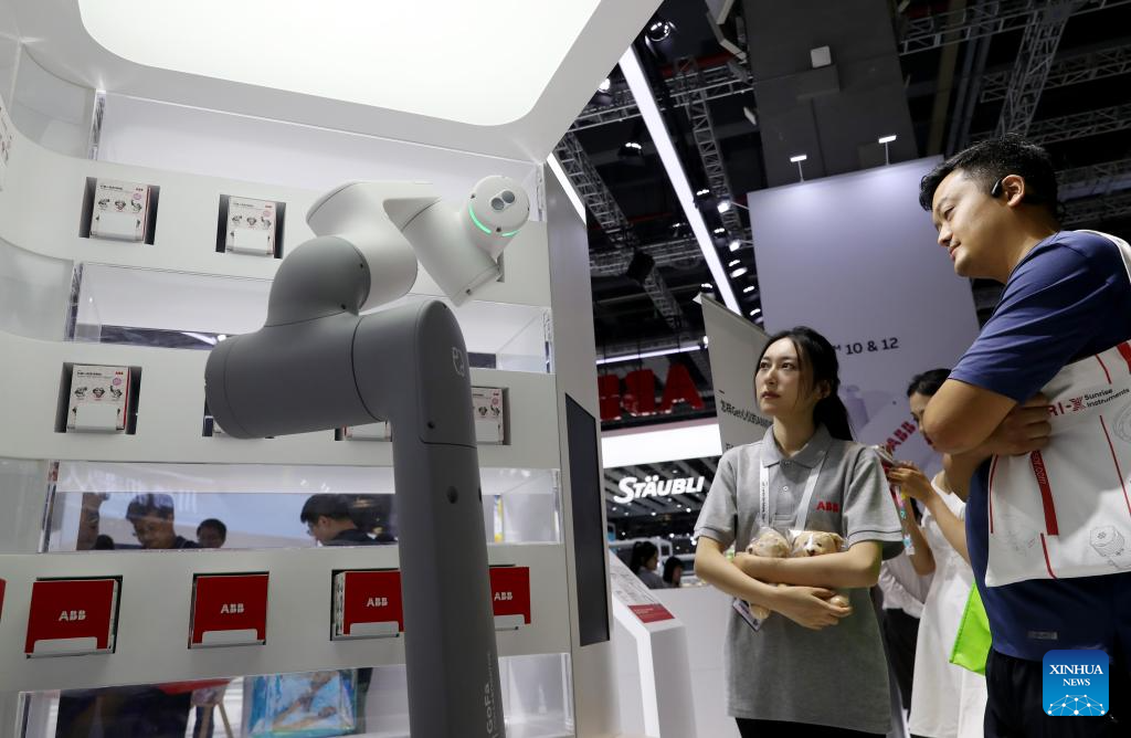 23rd China International Industry Fair kicks off in Shanghai
