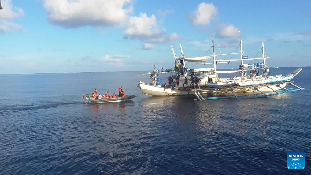 PLA navy rescues wounded Philippine fisherman