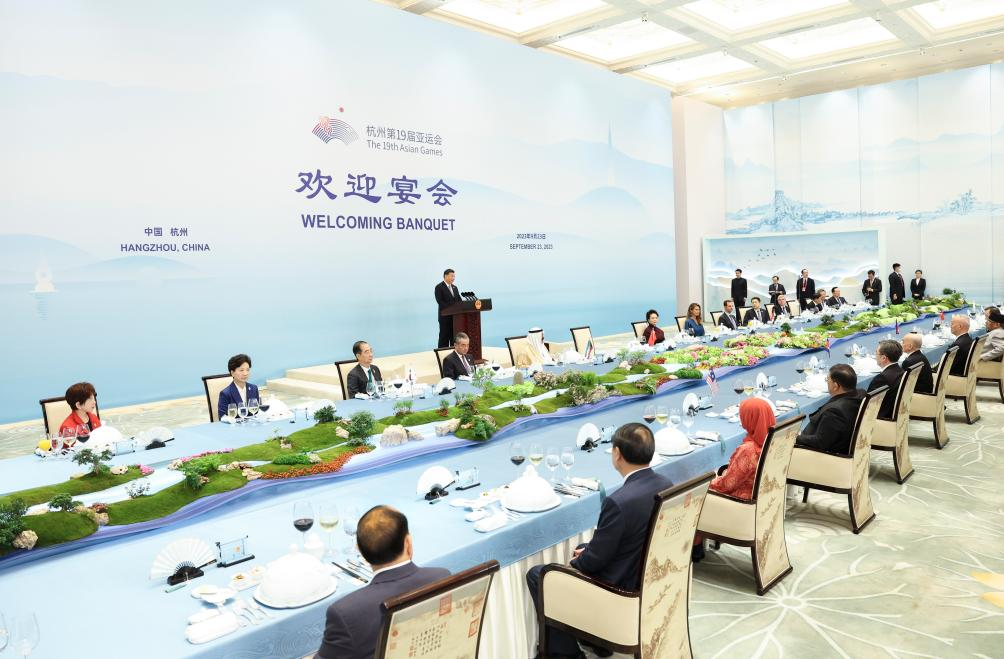 Xi Focus: Xi welcomes Hangzhou Asiad guests, highlighting sports' role in promoting peace, solidarity, inclusiveness