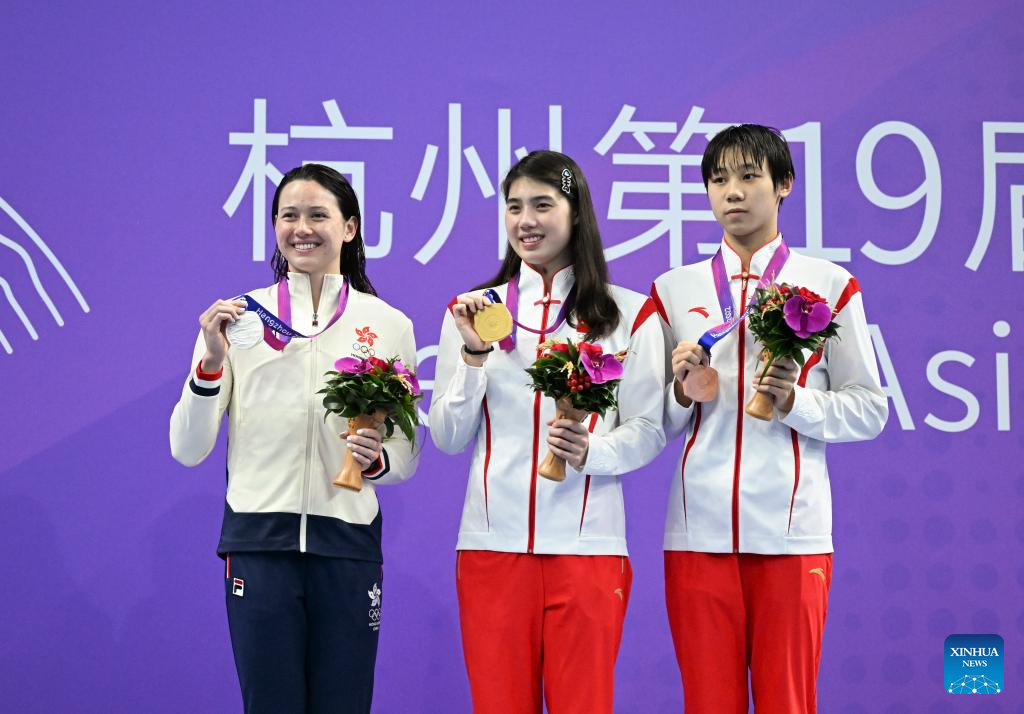 Zhang Yufei preveils in 50m freestyle showdown with Haughey at Asiad