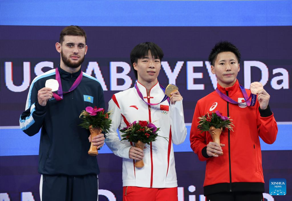 China's Yan triumphs in men's individual trampoline at Hangzhou Asiad