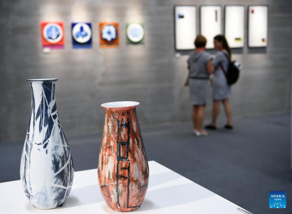 China Focus: Global ceramic expo opens in China's 