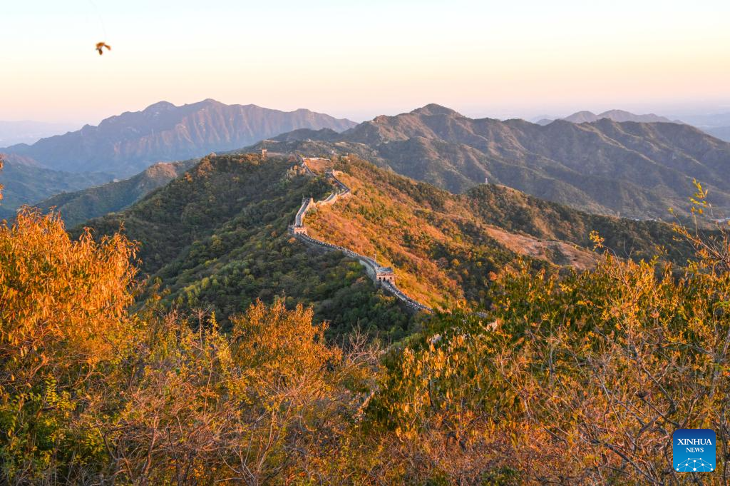 Autumn scenery of Mutianyu section of Great Wall in Beijing
