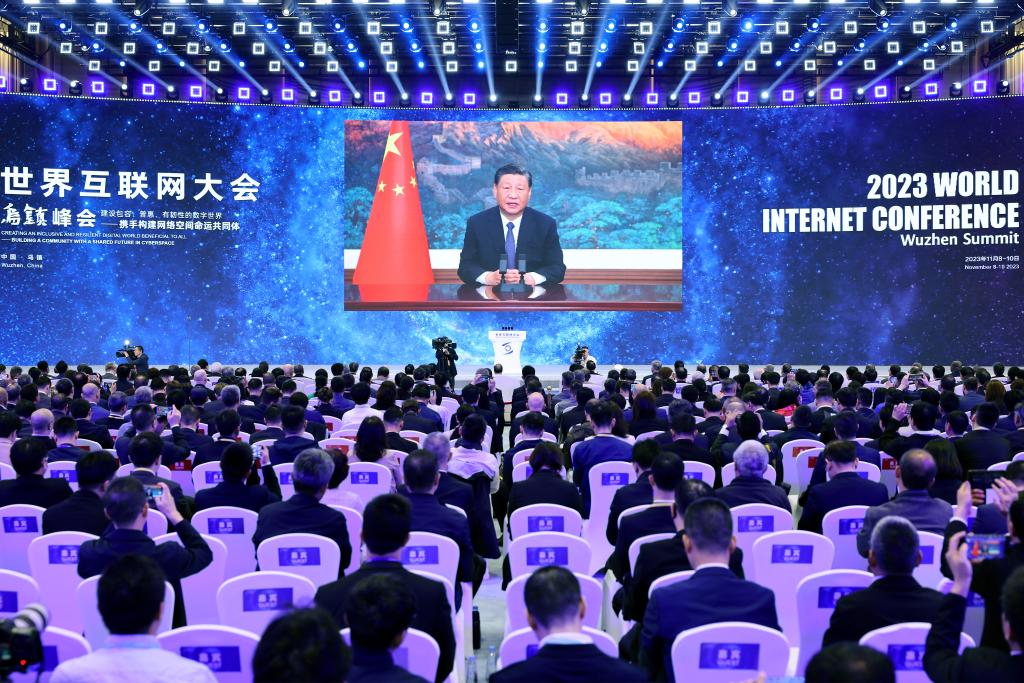 Xi calls for letting internet better benefit people of all countries