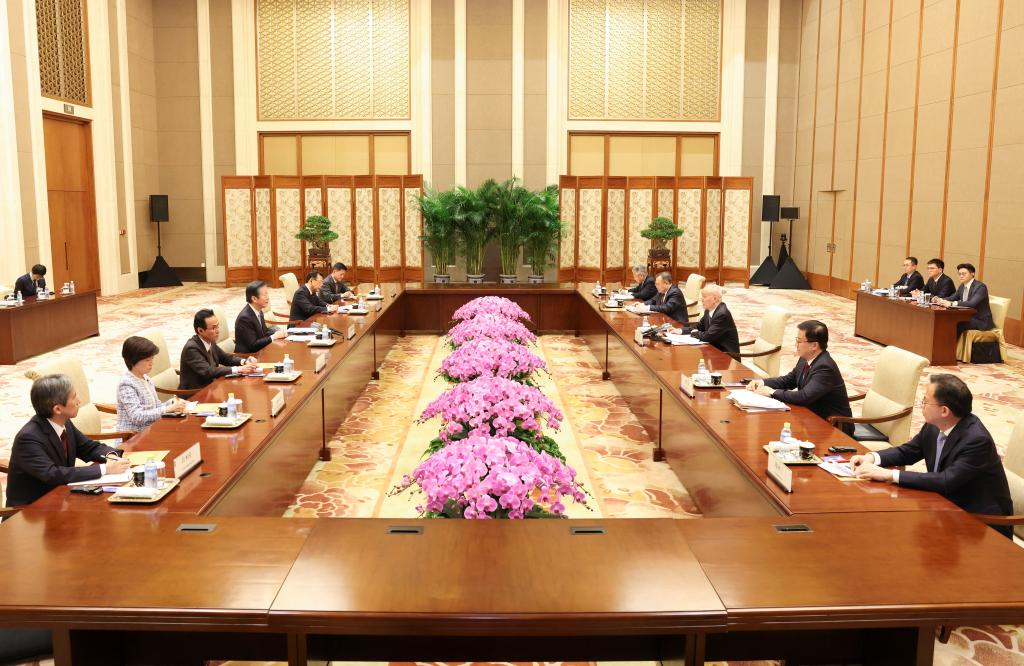 Senior CPC official meets Japanese guests