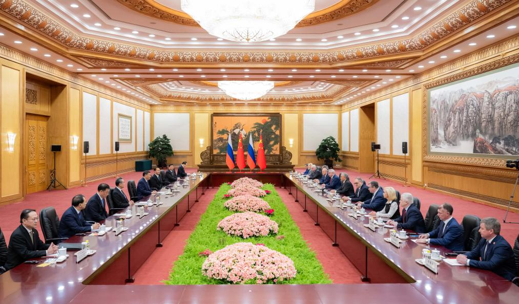 Xi meets chairman of Russian State Duma