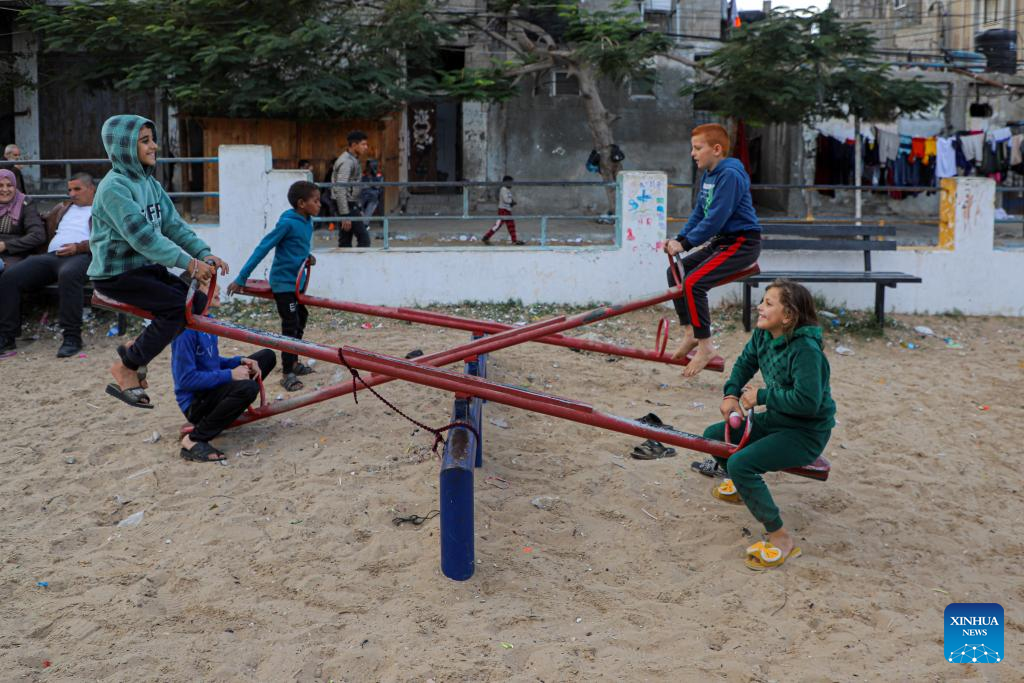 Qatar, Hamas confirm extension of Gaza truce for 2 days