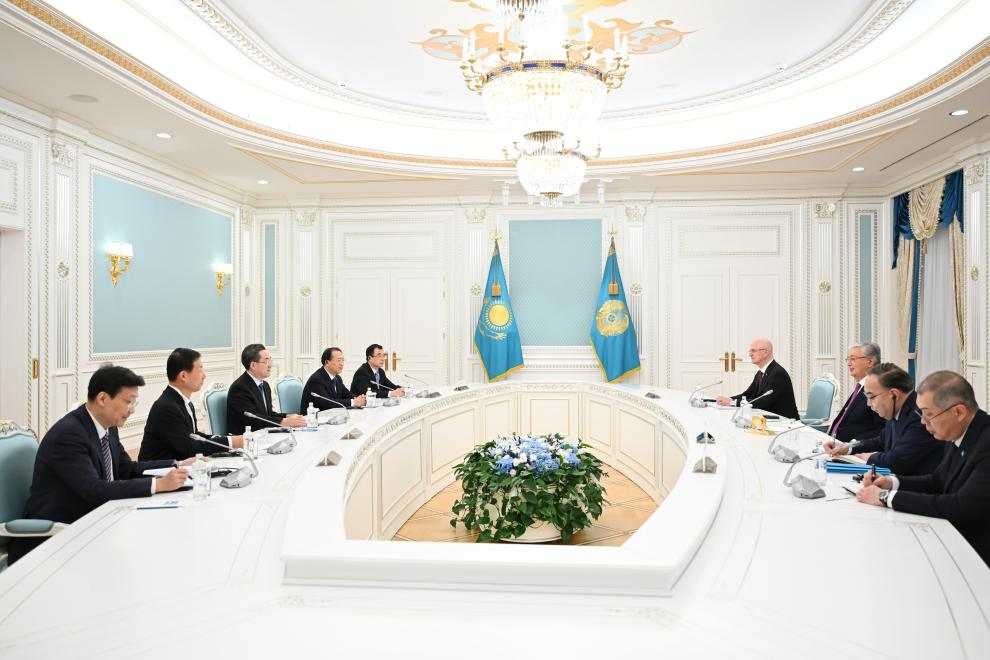 China to consolidate ties, promote cooperation with Kazakhstan: vice premier