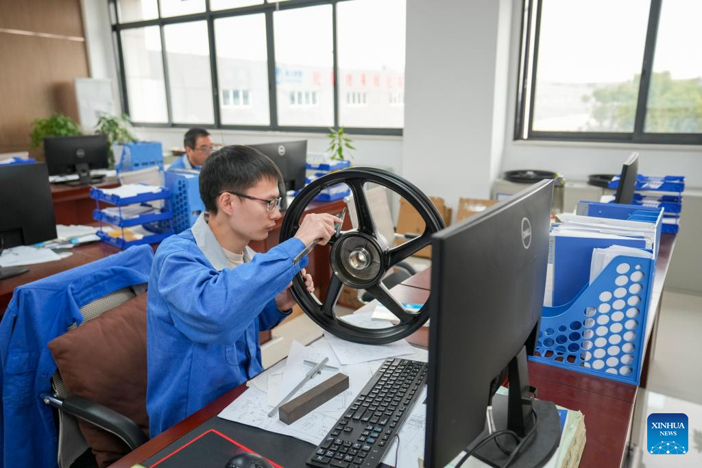 Motorcycle wheel hub production enterprises in SW China's Chongqing committed to industrial upgrading