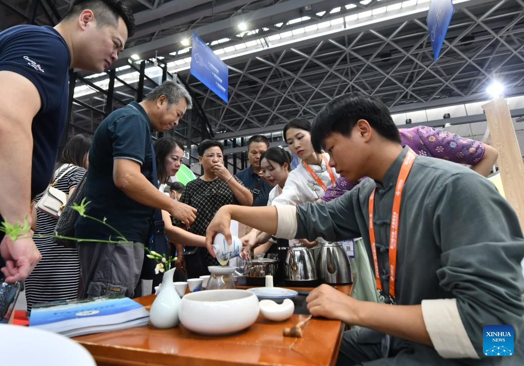 Liubao tea industry thriving in Wuzhou, S China