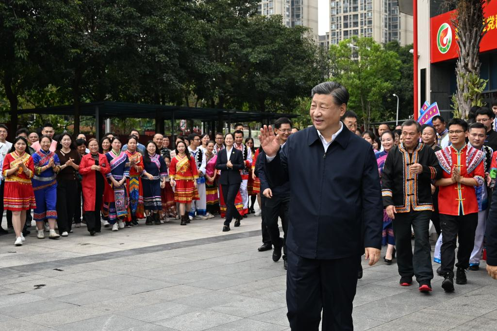 Xi inspects Nanning in south China's Guangxi